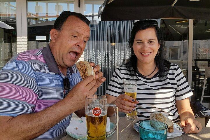 Excursão de comida em pequenos grupos em Braga: Taste Real Portugal com Guia local