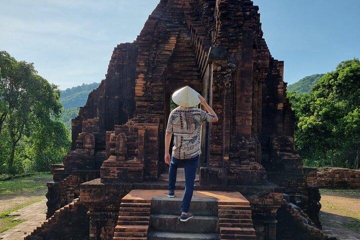 Early My Son-tour/transfer en tour starten vanaf 08.00 uur