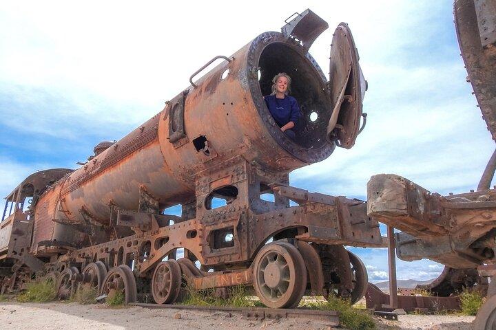Uyuni Salt Flats & Colored Lagoons 3 dagar Engelska Speaking Guide