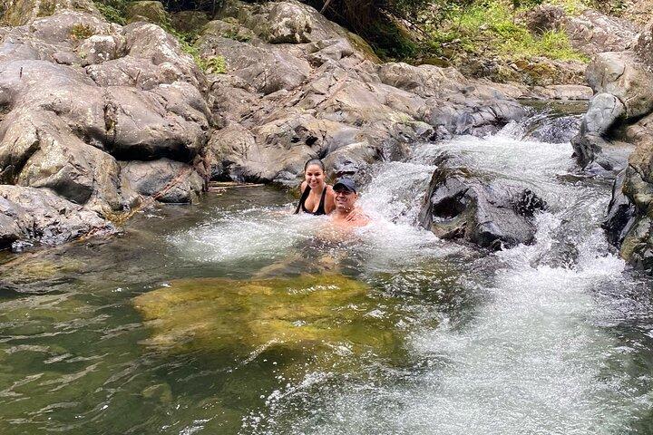 Private Mød din guide El Yunque og Waterslides Eventyr
