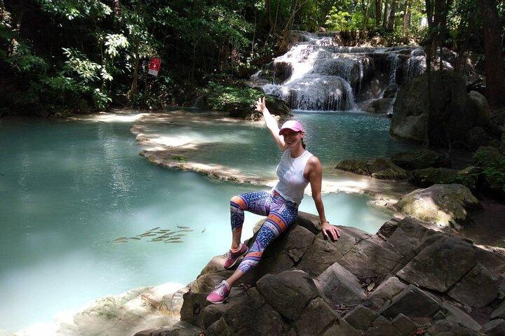 Excursão privada ao mercado flutuante e cachoeira Erawan