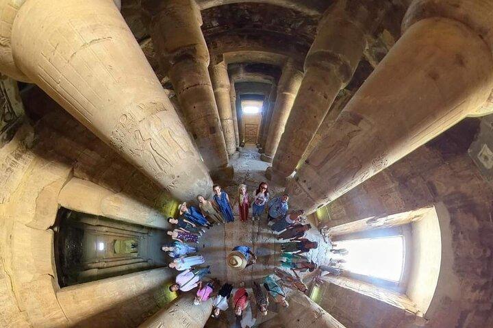 Private Luxor-Tagestour zum Habu Temple Valley of Workers & Queens inklusive Mittagessen