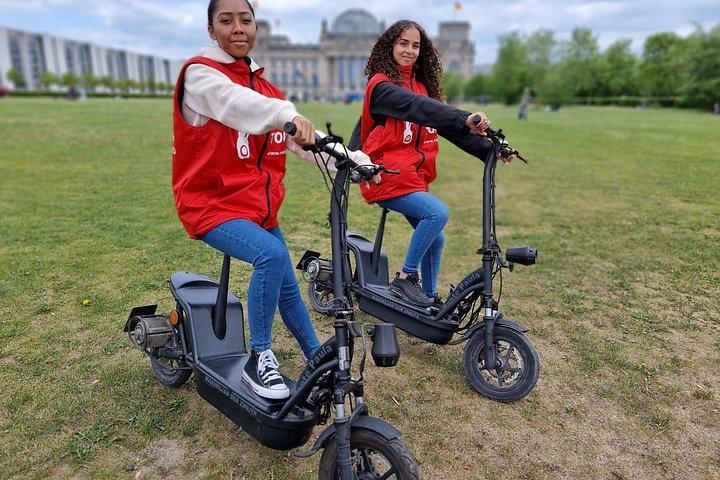2 Hours Berlin E-Scooter Tour