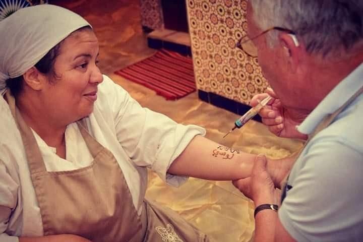 Halbtägiger Kochkurs mit der lokalen Köchin Laila in Marrakesch