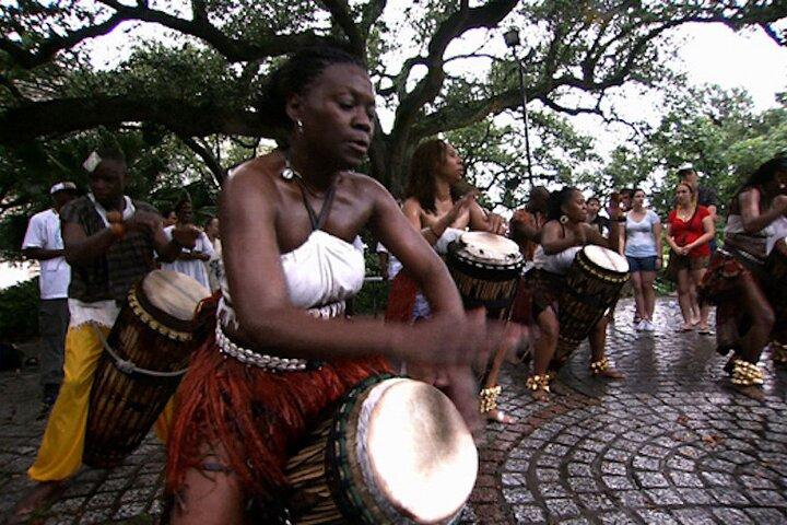 Nola Voodoo Walking Tour mit High Priestess Guide in New Orleans
