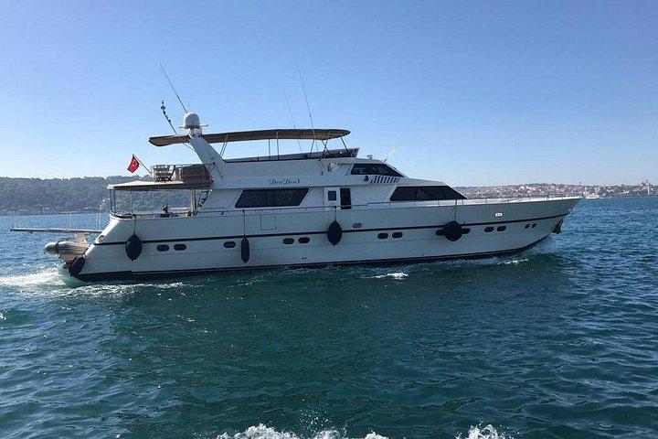 Istanbul Fullday With Bosphorus Cruise & Beylerbeyi Palace