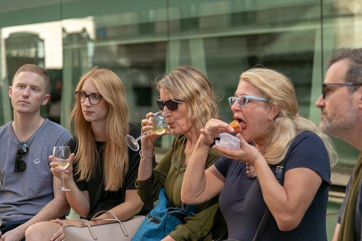 Die authentische Bilbao Pintxos, Essen & Wein Tour mit einem Einheimischen