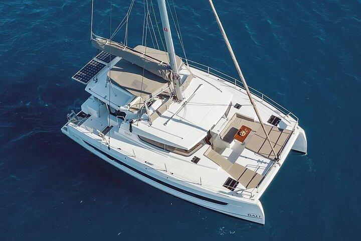 CATAMARÃ Kleftiko Poliegos e Almoço Rodada de Milos com Openbar