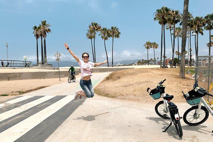 ビバリーヒルズ、サンタモニカ、ベネチアの自転車アドベンチャーツアー