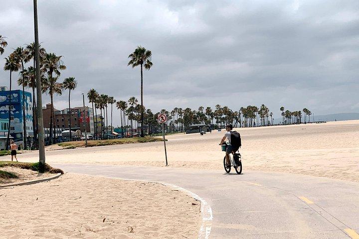 ビバリーヒルズ、サンタモニカ、ベネチアの自転車アドベンチャーツアー