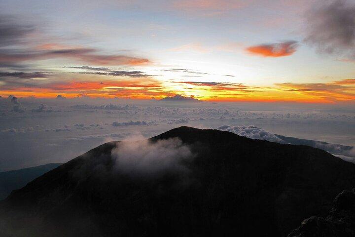 Tour privati di trekking all'alba sul Monte Agung