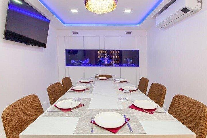 Spanish Nights with Tapas Tasting in Portimão