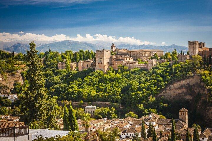 Private Premium-Tour zur Alhambra und den Nasridenpalästen