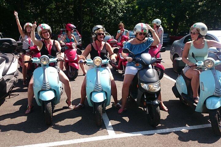 Budapest Grand Vespa Tour