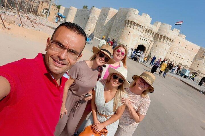 From Cairo: Alexandria Catacomb, Lighthouse, Citadel Trip & Lunch