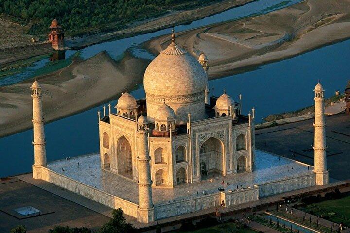Private Full-Day Agra Tour met Taj Mahal en Agra Fort Round -Trip vanuit Delhi
