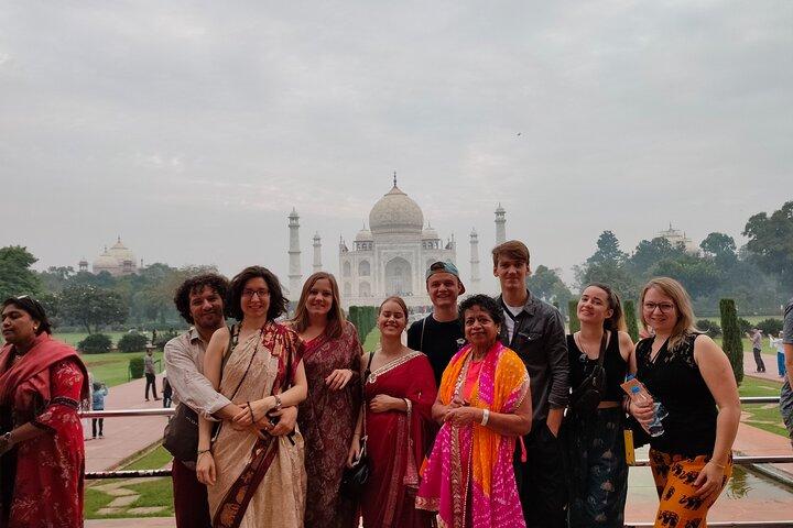 Agra Full-day Tour Taj Mahal, Agra Fort & Secret Walking Tour with Private Car