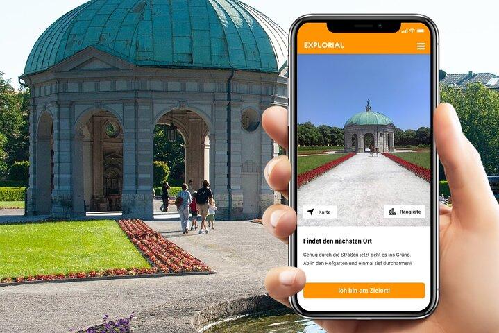 Munich City Walking Tour Autoguiada e Caça ao Escavador