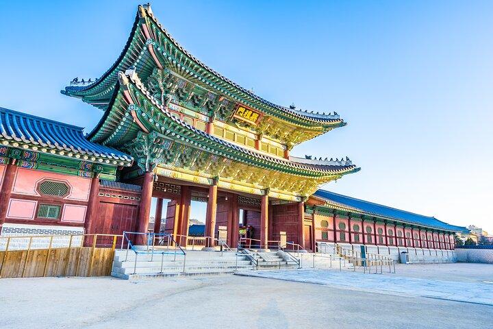 ソウル市内半日観光景福宮護衛交代式
