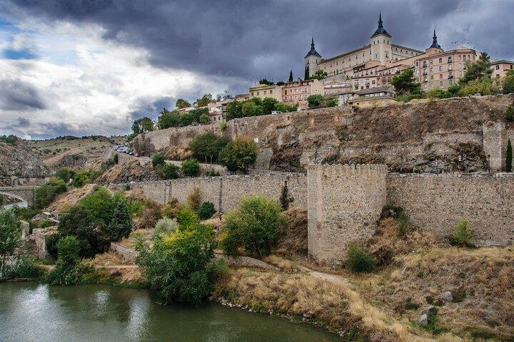Découvrez Tolède : visite privée au départ de Madrid avec guide et chauffeur