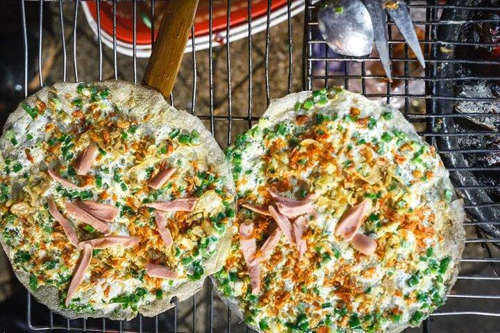12 学生とスクーターで味わうストリートフード＆観光