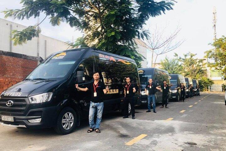 Trasferimento Hoi An e Hue in autobus limousine
