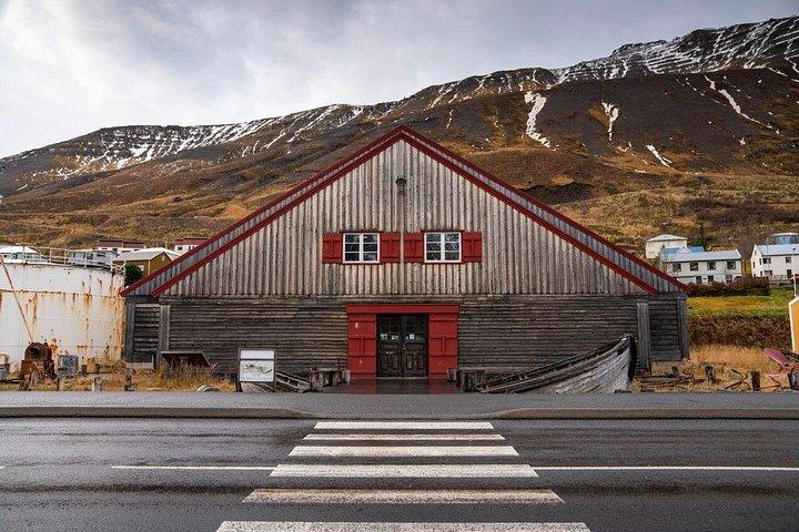 1-Hour Siglufjörður Stroll