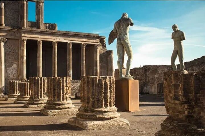 Private Guided Day to Pompeii, Amalfi Coast and Positano