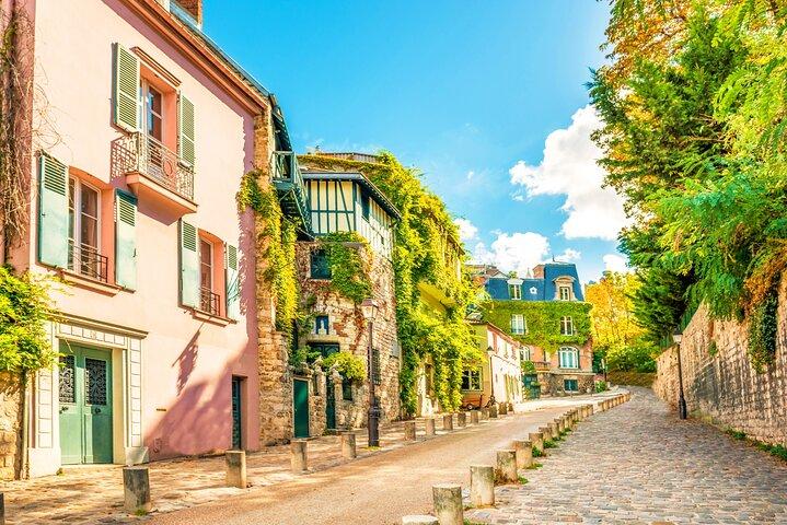 Paris :"Montmartre" Chasse au trésor et curiosités Visite libre