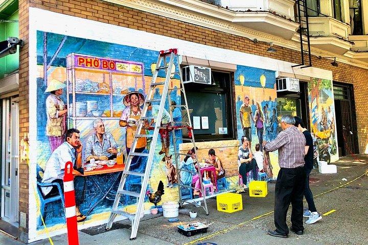 女性ライダー：ホーチミン市グルメ＆観光ツアー