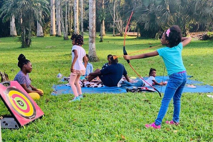 En resa till The Boti Twins Falls & Aburi Botanical Garden