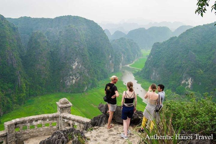 1 Dags lyxtur i Bai Dinh, Trang An och Mua Cave från Hanoi