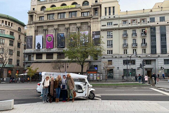 Visite panoramique privée en tuk tuk à Madrid