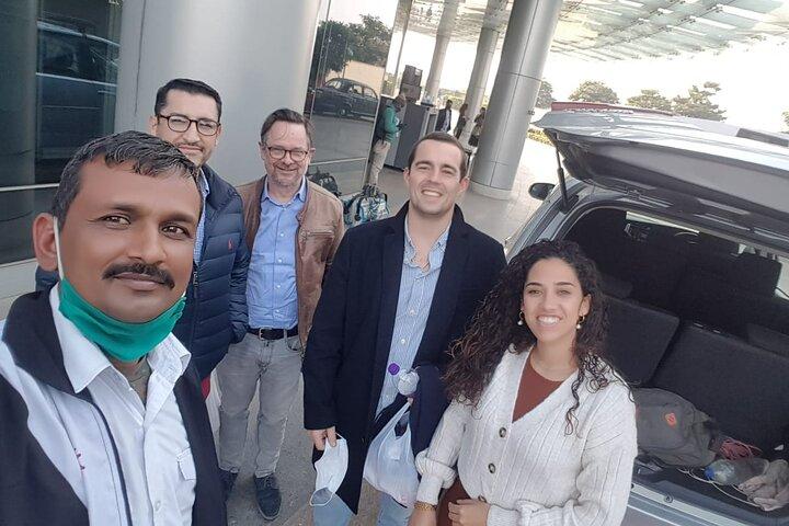Tour privato di un'intera giornata a New Delhi con ritiro