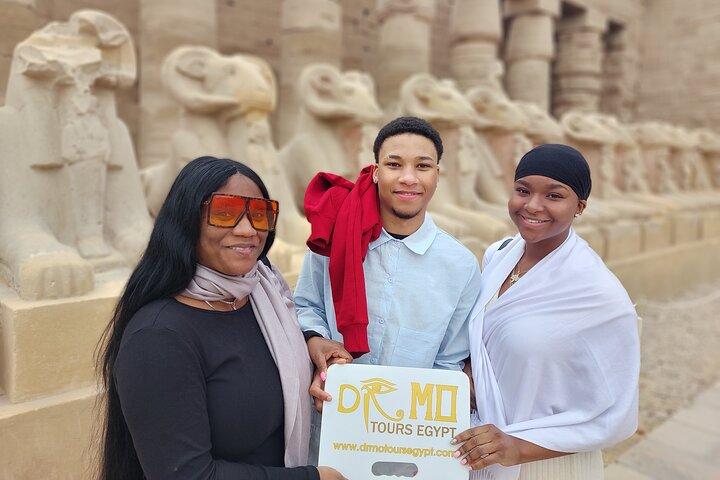 Excursión de 2 días a Luxor, paquete único con paseo en globo al amanecer
