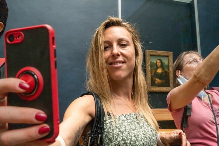 Paris Louvre Museum Must-Sees Guided Tour