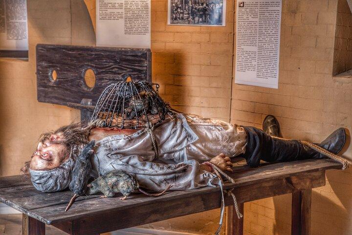 Hollywood Medieval Torture Museum Ticket mit Geisterjagd