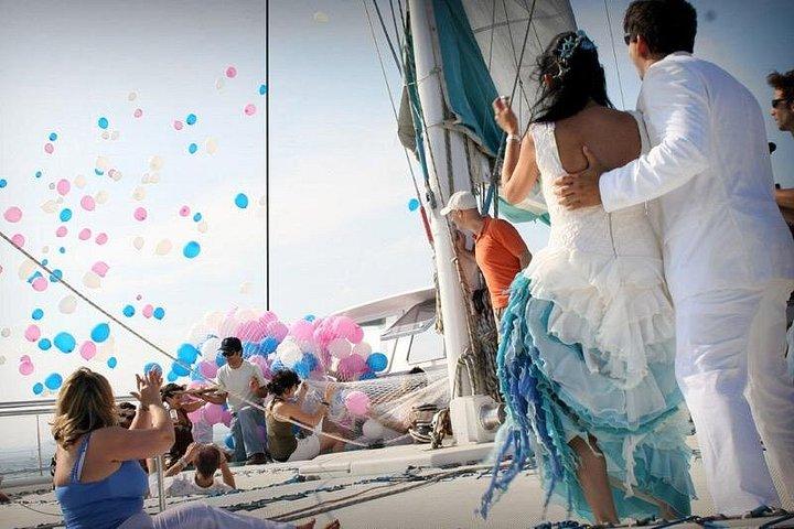 デニアまたはハベアからカタマラン船でバーベキューを楽しむ 1 日