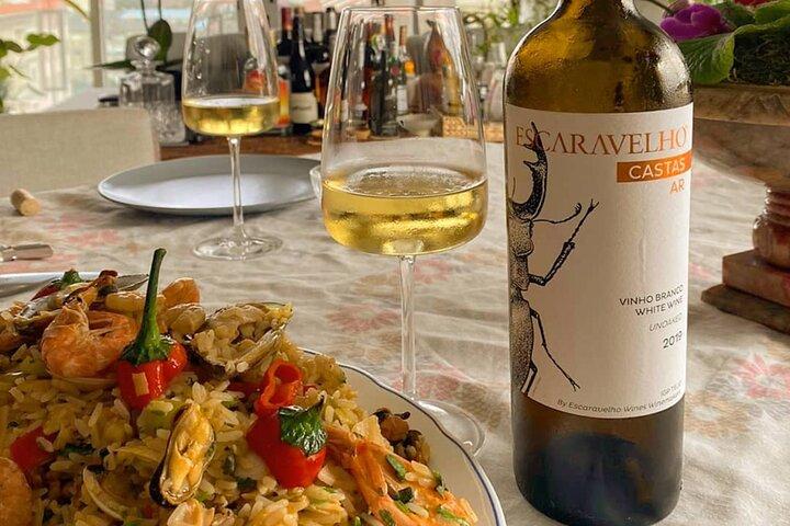 Een onvergetelijke avond: authentiek Portugees diner in Porto
