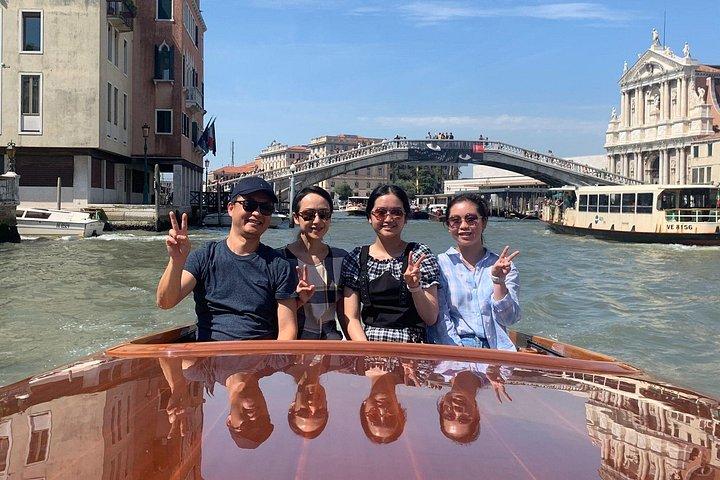 ミラノから電車で行くヴェネツィア日帰り旅行：プライベートウォーキングツアー