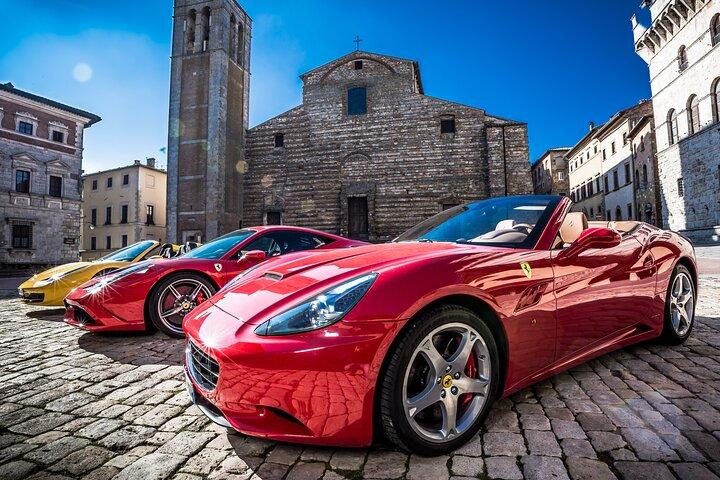Descubre Italia conduciendo un Ferrari/Milán-Toscana-Costa Amalfitana