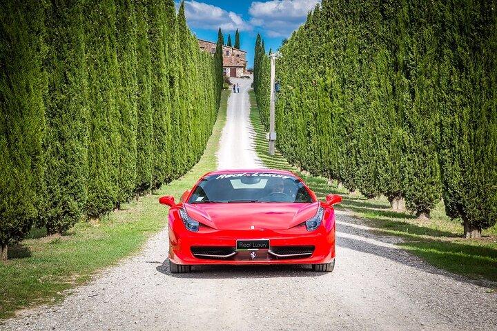 Descubre Italia conduciendo un Ferrari/Milán-Toscana-Costa Amalfitana