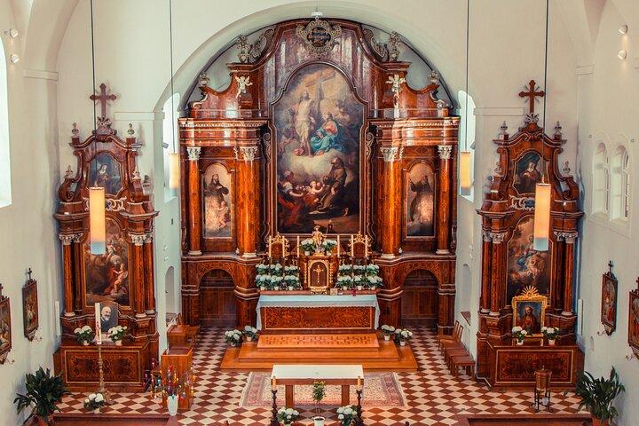Un poco de música nocturna en la iglesia capuchina