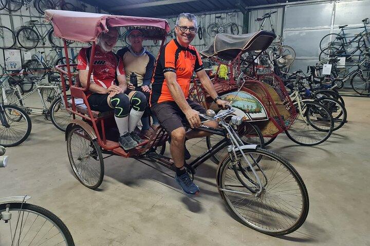 Ande de bicicleta pela Terra Santa com Yoav Lavi, guia de bicicleta para todos os níveis e um fotógrafo