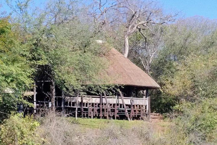 Victoria Falls Bridge Walking Tour–Small Group Safari Experience