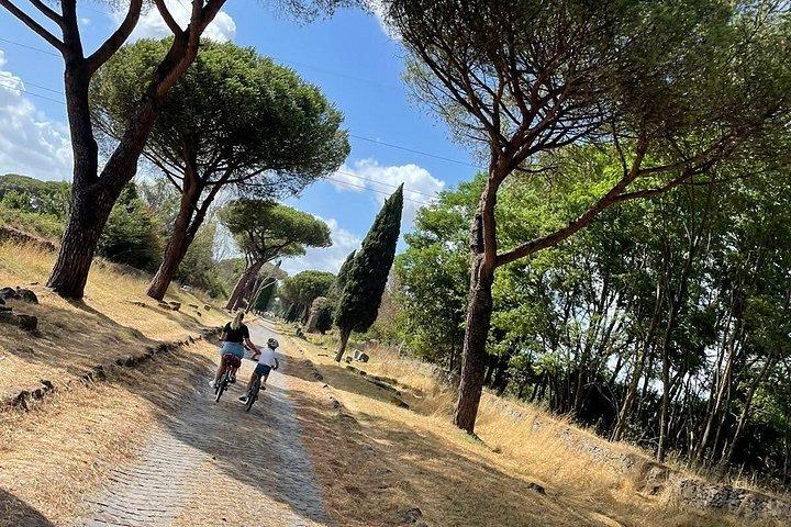 Ebikeで行くアッピア アンティカとローマの地下迷宮
