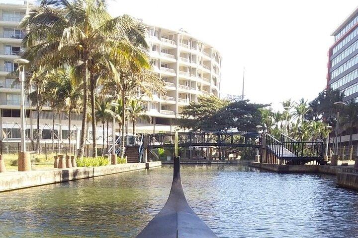 Afslappende gondolbådtur på Durban Point Waterfront Canal