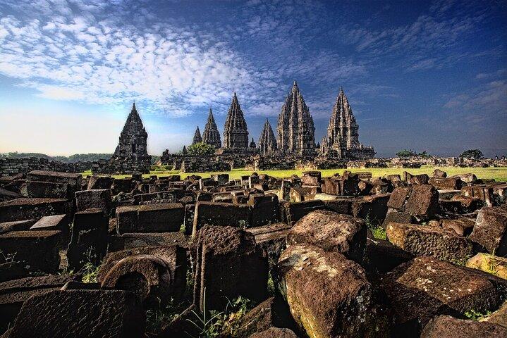 Borobudur, Vulcano Merapi e Tempio di Prambanan Tour privato