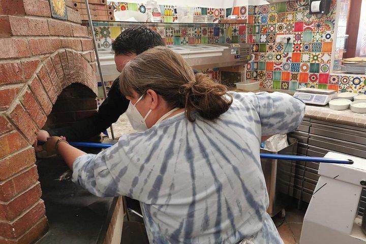 Taormina Pizza Making Class- Aus Messina