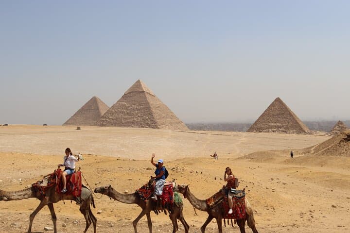 Egypt 9 Days- Cairo Pyramids and Nile Cruise from Luxor to Aswan and Abu Simbel